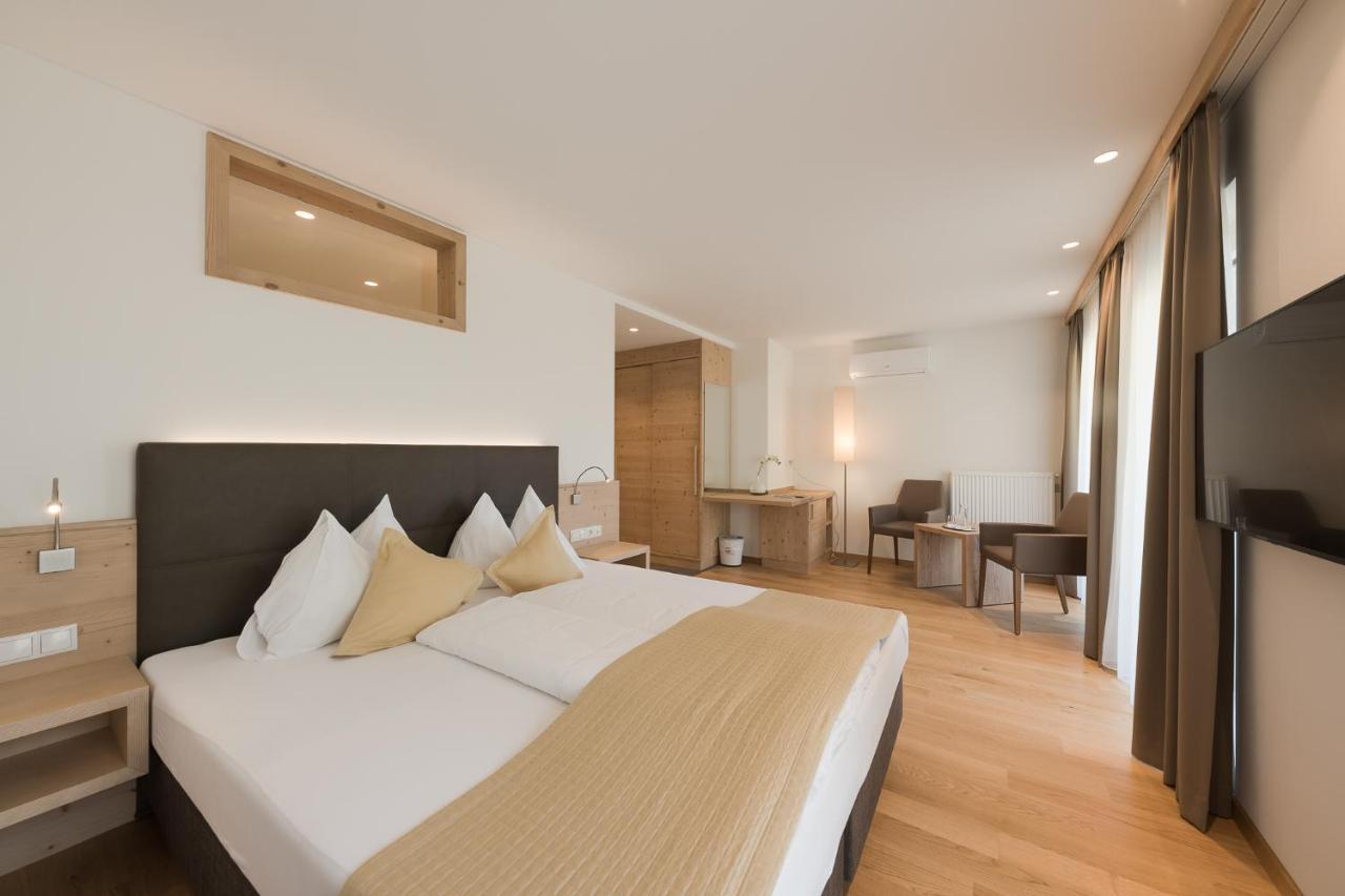 Hotel Kiendl Scena Quarto foto