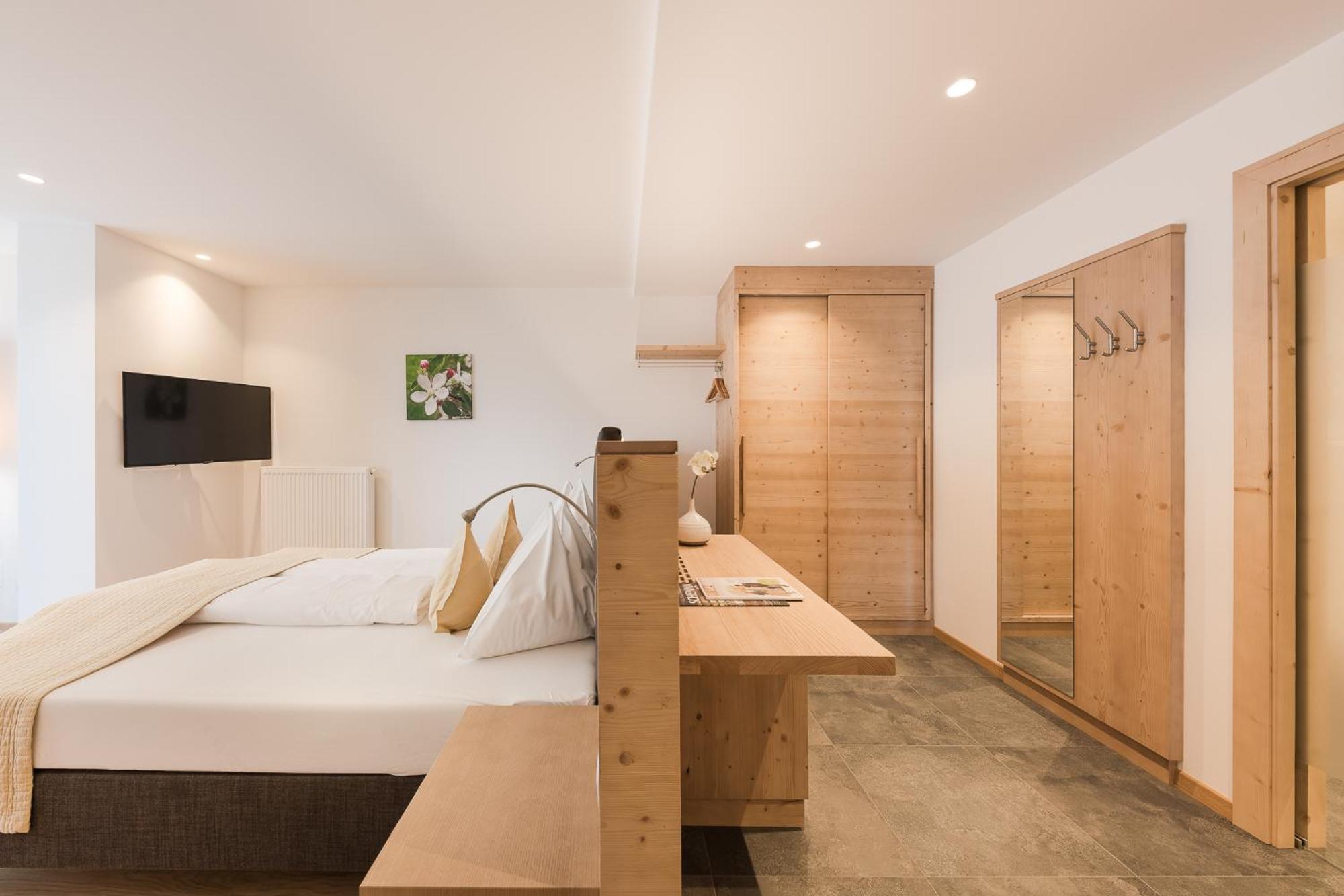 Hotel Kiendl Scena Quarto foto