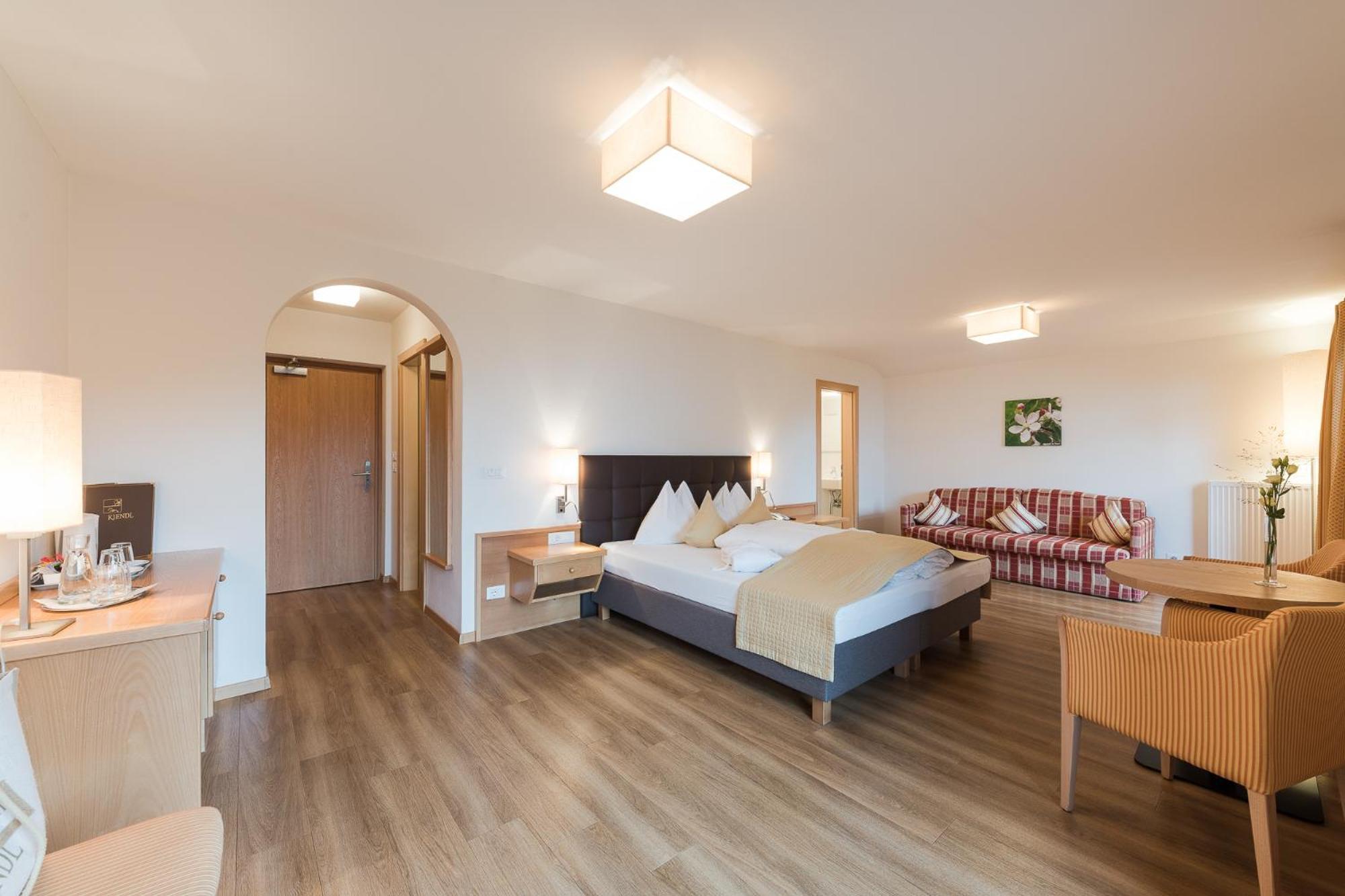 Hotel Kiendl Scena Quarto foto