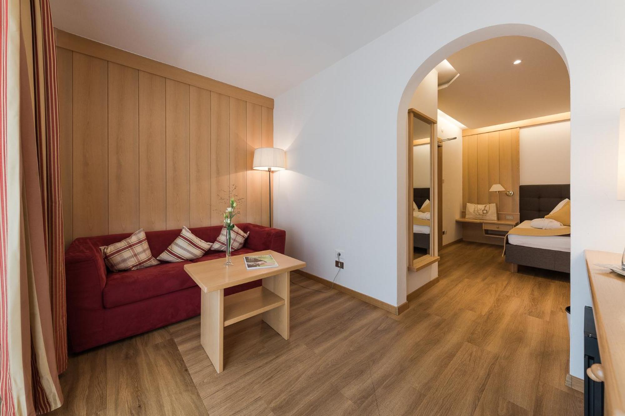 Hotel Kiendl Scena Quarto foto